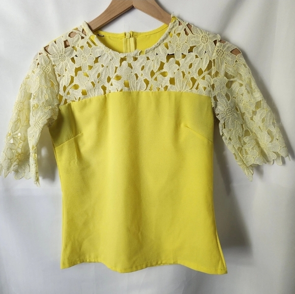 Vintage • Floral Sleeve Blouse - Picture 1 of 5